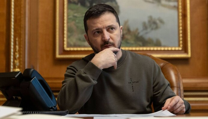 Зеленский поручил урегулировать вопросы трофейного оружия на уровне закона