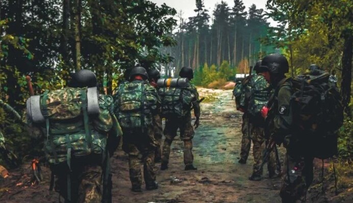 ГУР показало видео ближнего боя разведчиков с россиянами