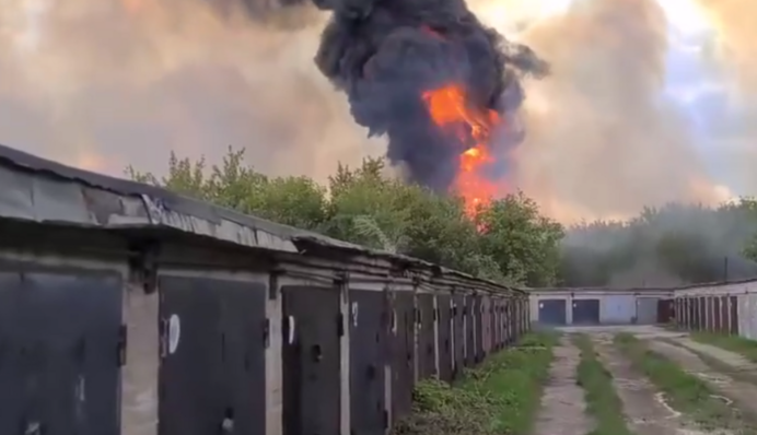 На нефтехимическом заводе в Башкирии произошел взрыв