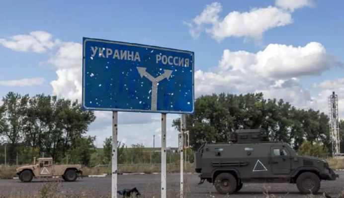 Всі побачили, який в Росії "замок" на кордоні: Братчук пояснив значення курської операції