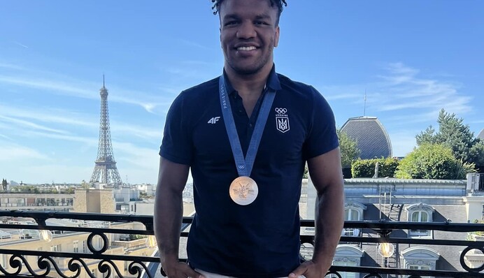 Жан Беленюк допустил ошибку во время речи и пожалел