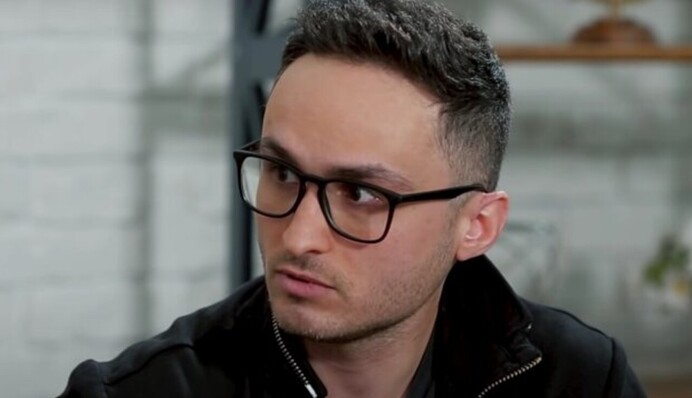 «Ой, а в мене такого нема»: зірка «Ліги сміху» оголосив флешмоб та спантеличив деяких підписників