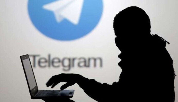 Как россияне вербуют своих агентов через Telegram: журналист показал пример