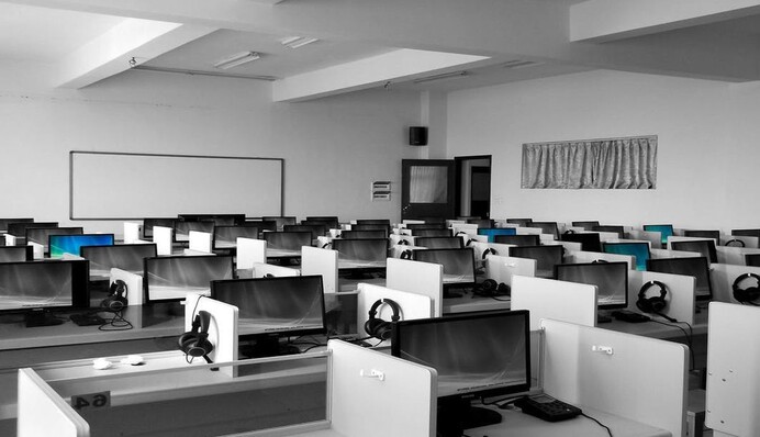 «Цікаво, хтось щось замовляє?» Казанського дістали спам-дзвінки від роботів