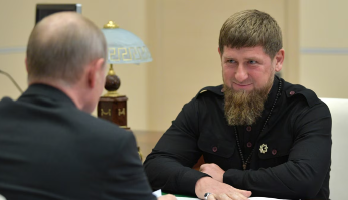 У Зеленского дали свое объяснение визиту Путина к Кадырову