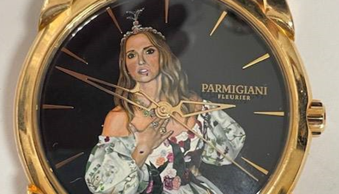 На продаж виставили годинник Медведчука з портретом Марченко