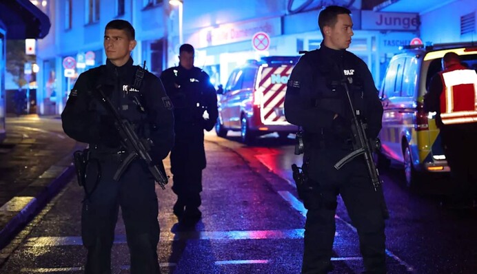 Неизвестный устроил резню на фестивале в Германии - есть убитые и раненые