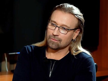 «Олег, ти знаєш, куди піти?» Винник нарвався на хвилю критики зі своїм привітанням