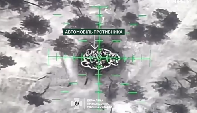 Прикордонники ефективно знищили російські склади та автівки біля Кремінної