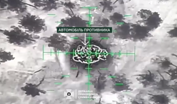 Прикордонники ефективно знищили російські склади та автівки біля Кремінної