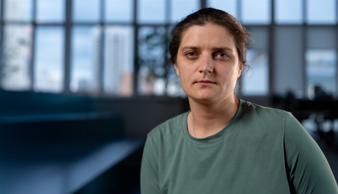 «Посадить блогера»: Берлинская обратилась к властям из-за видео с последствиями удара по Киевской ГЭС