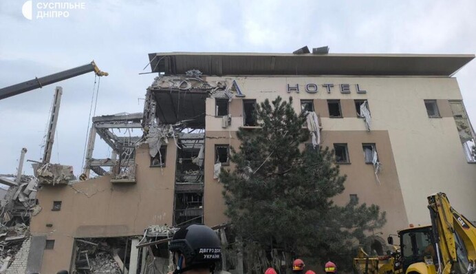 Зеленский отреагировал на российский удар по его родному городу