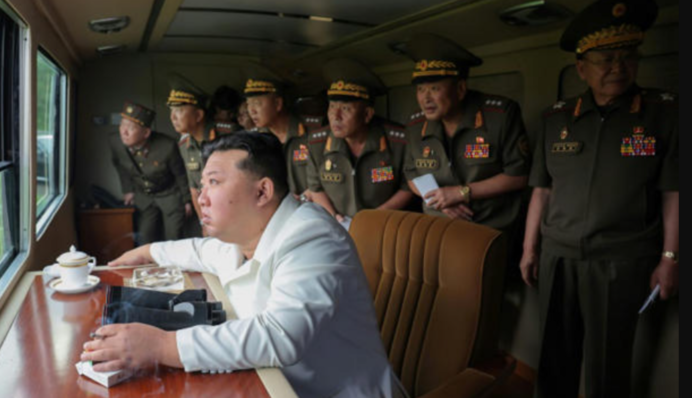 Продолжают обновлять свой арсенал: КНДР испытала обновленную ракетную установку