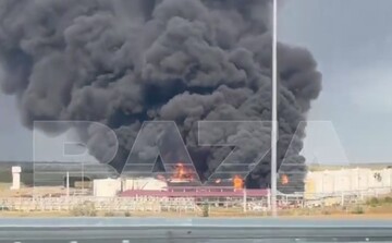 У Ростовській області досі палає нафтобаза - як виглядає пожежа