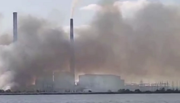 Вся в диму: в Росії поскаржились на пожежу на Рязанській ГРЕС