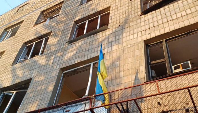 Россия атаковала жителей и мэрию Купянская: много пострадавших