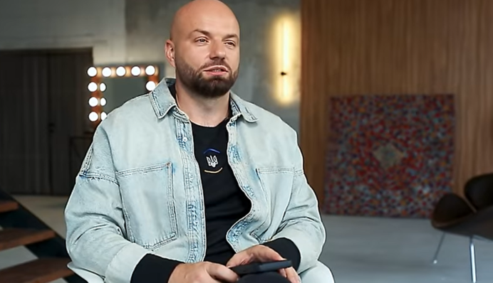 Слава Дьомін розірвав стосунки з матір’ю