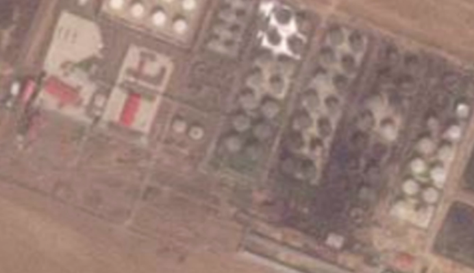 Горіла 16 днів: у мережі показали залишки нафтобази під Ростовом