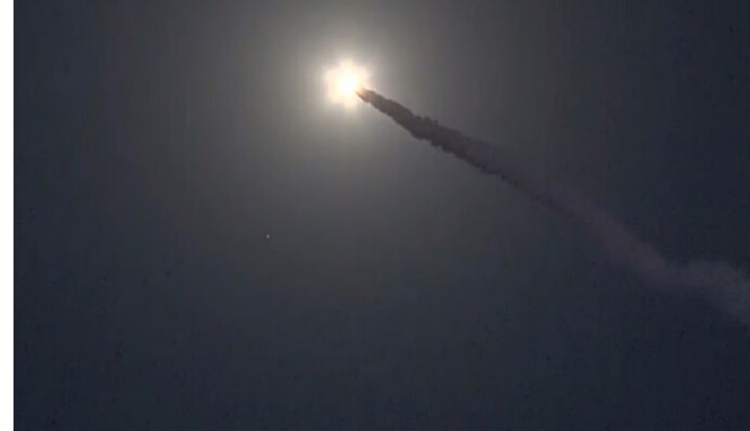 Атака шахедов: на Киевщине обломками повреждены дома