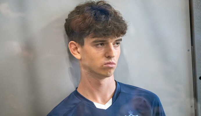 Подозреваемый в убийстве Фарион предупредил, что не совершит самоубийство