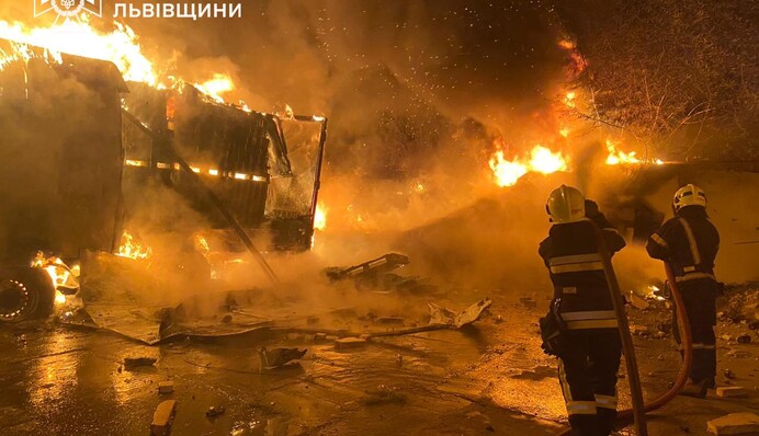 Спасатели ликвидировали последствия атаки «шахедов» на Львовщину