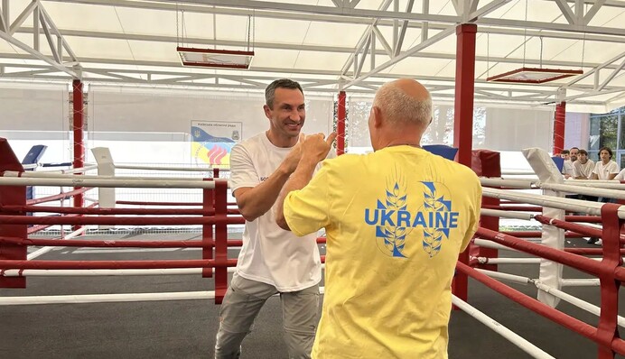 Володимир Кличко відкрив унікальний боксерський майданчик