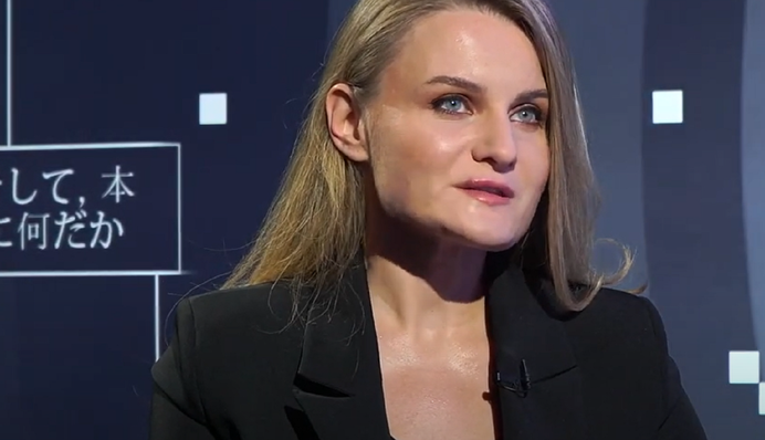 На блогера Лачена подала иск в суд Светлана Крюкова