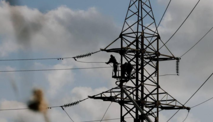 Россияне атаковали энергообъекты в восьми областях Украины