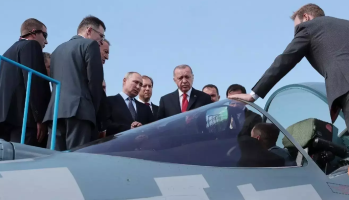 Побоюється атаки України: Путін вимагає супроводу винищувачів для візиту до Туреччини