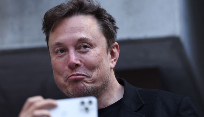 «Перевершила очікування»: Ілон Маск визнав успіх Гарріс у дебатах з Трампом