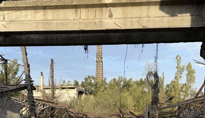 Из-за обстрелов в Покровске перебито водоснабжение и разрушена секция путепровода