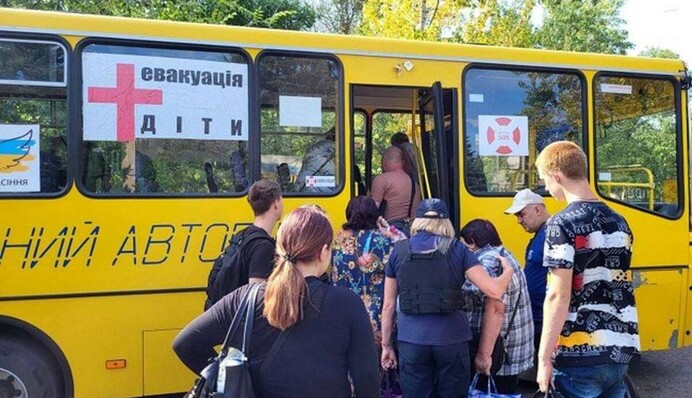 З 29 населених пунктів Харківщини примусово евакуйовують дітей - ОВА