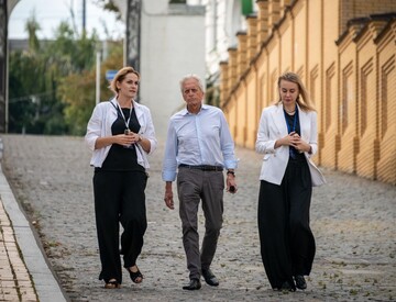 Майкл Дуглас розповів, що його розлютило у Києві