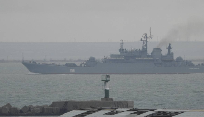 Россияне начали маскировать суда, которые заходят в Нефтяную гавань Севастополя