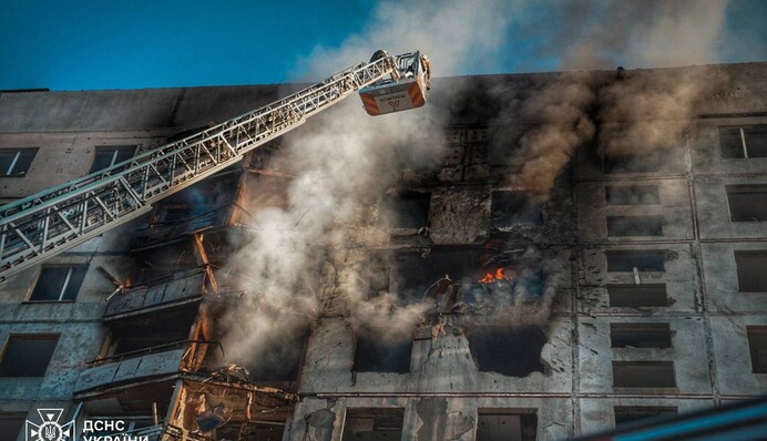Удар по багатоповерхівці у Харкові: кількість постраждалих збільшилася до 41 людини, пожежу локалізували