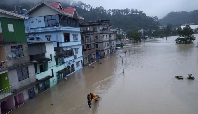 У Польщі через прорив дамби місто опинилося під водою