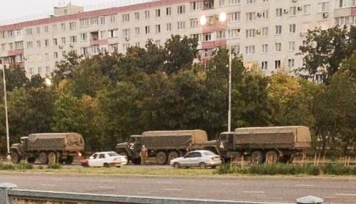 Россияне перебрасывают большое количество военных и техники на Кураховское направление