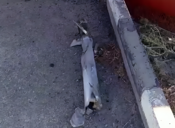 "Обстрілюють самі себе": росіянин поскаржився на ракети, що розлітаються з палаючого складу