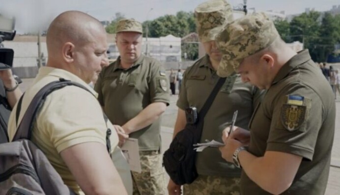 Лубинец объяснил, кто может проверять документы у военнообязанных