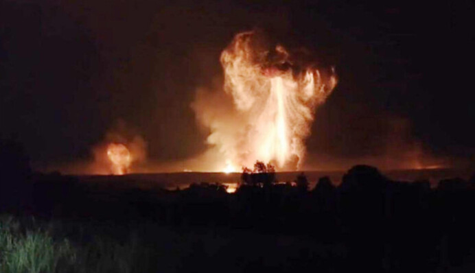 В мережі з'явилися супутникові знімки наслідків атаки України по складах росіян в Тверській області та Краснодарському краї