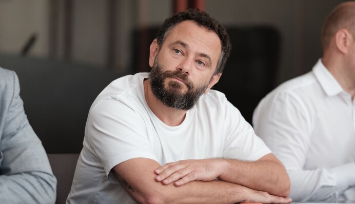 Адвокат Дубинского заявил об избиении основного свидетеля по делу