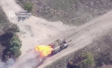 Розвідники показали, як перетворили російську «Мсту» на палаючий факел
