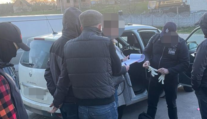 За границу за $15 тысяч: во Львовской области будут судить мошенников