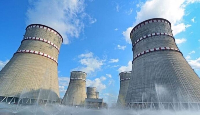 Російський ударний дрон помітили біля Рівненської АЕС