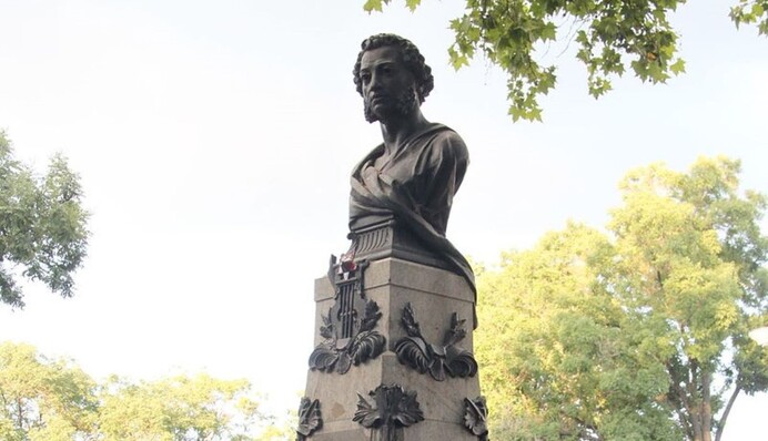 В Одесі затягують процес знесення пам'ятника Пушкіну: у чому причина