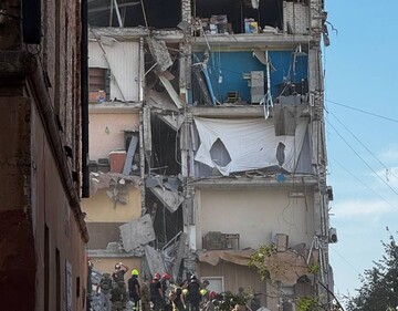 У Кривому Розі ворог влучив ракетою у будівлю поліції