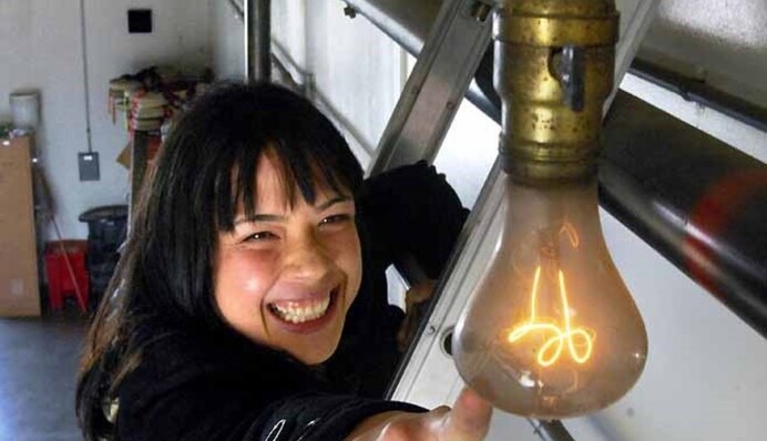 Украинцам рассказали, кому осенью повысят тарифы на свет