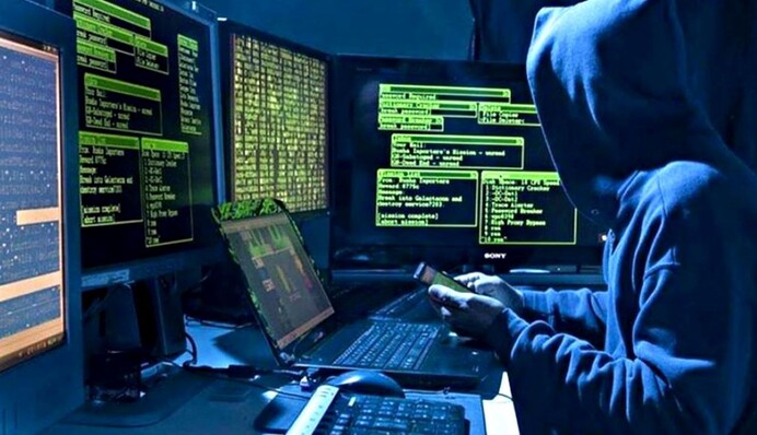 Українські хакери здійснили масштабну атаку на російські сервери