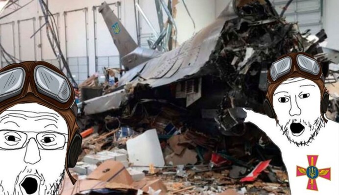 Російське посольство відзначилося фейковим фото літака F-16 