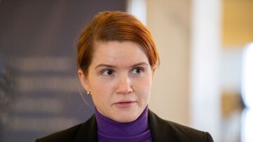 Мар'яну Безуглу назвали винною у втраті Вугледара